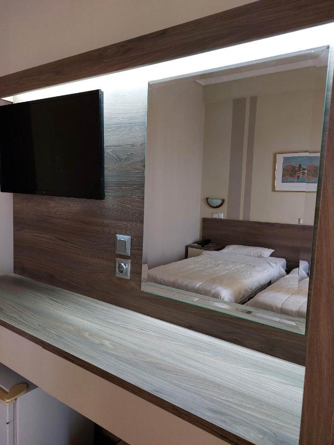 Oceanis Hotel Thessaloniki Buitenkant foto