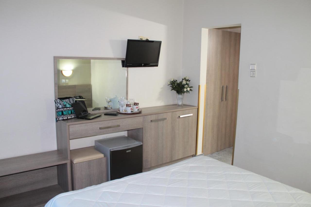 Oceanis Hotel Thessaloniki Buitenkant foto